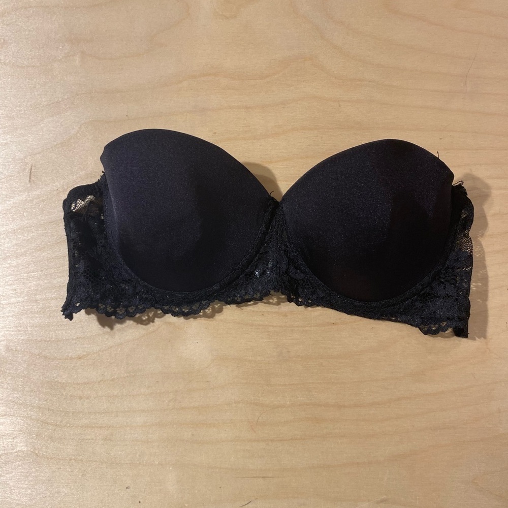 Elegant Black Lace Strapless Bra 34 C (NA)